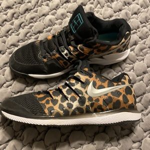 cheetah print nike tennis shoes